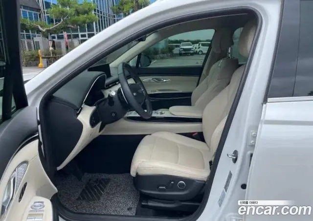 Genesis GV70 2022 2.5 автомат (гидро), миниатюра 4 Genesis GV70 2022 2.5 автомат (гидро), миниатюра 4