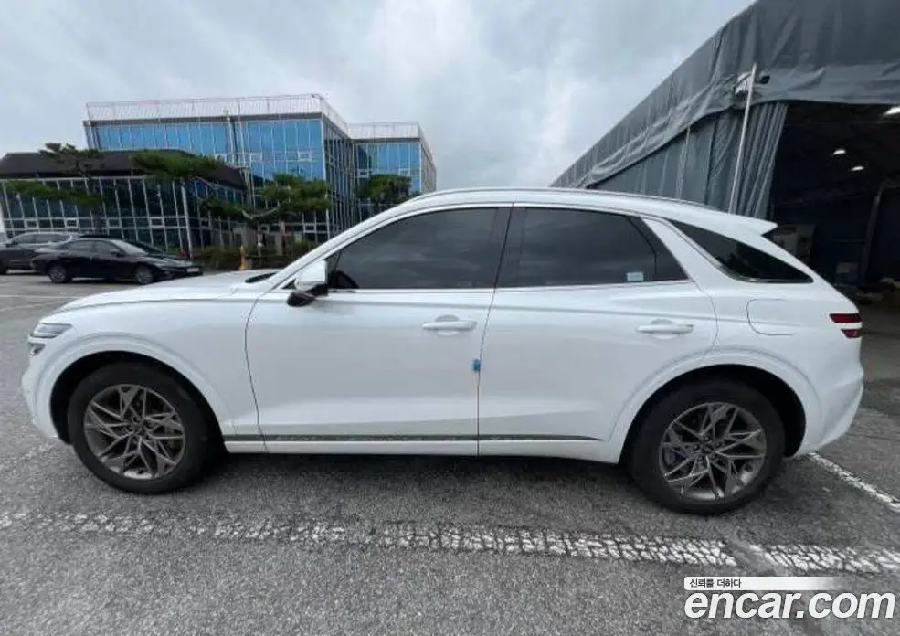 Genesis GV70 2022 2.5 автомат (гидро), фото 5 Genesis GV70 2022 2.5 автомат (гидро), фото 5