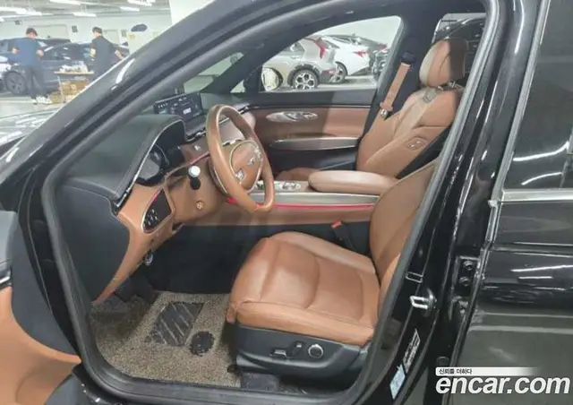 Genesis GV70 2023 2.5 автомат (гидро), миниатюра 4