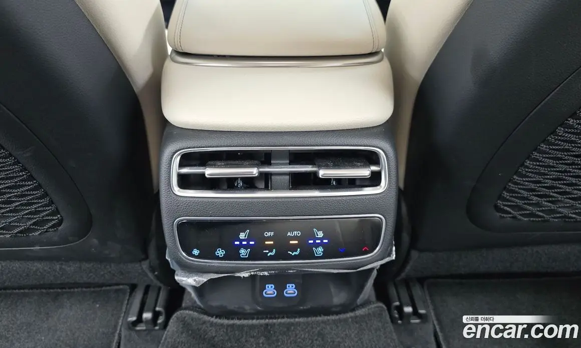Genesis GV70 2024 2.5 автомат (гидро), фото 25 Genesis GV70 2024 2.5 автомат (гидро), фото 25