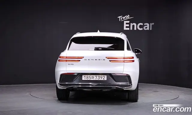 Genesis GV70 2024 2.5 автомат (гидро), миниатюра 3