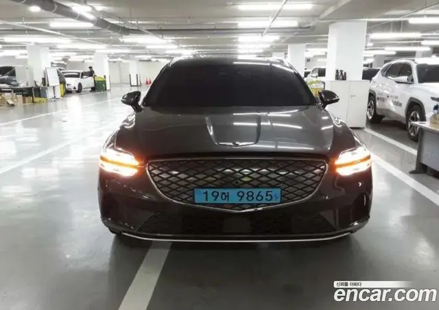 Genesis GV70 2024 0.1 автомат (гидро), миниатюра 1 Genesis GV70 2024 0.1 автомат (гидро), миниатюра 1
