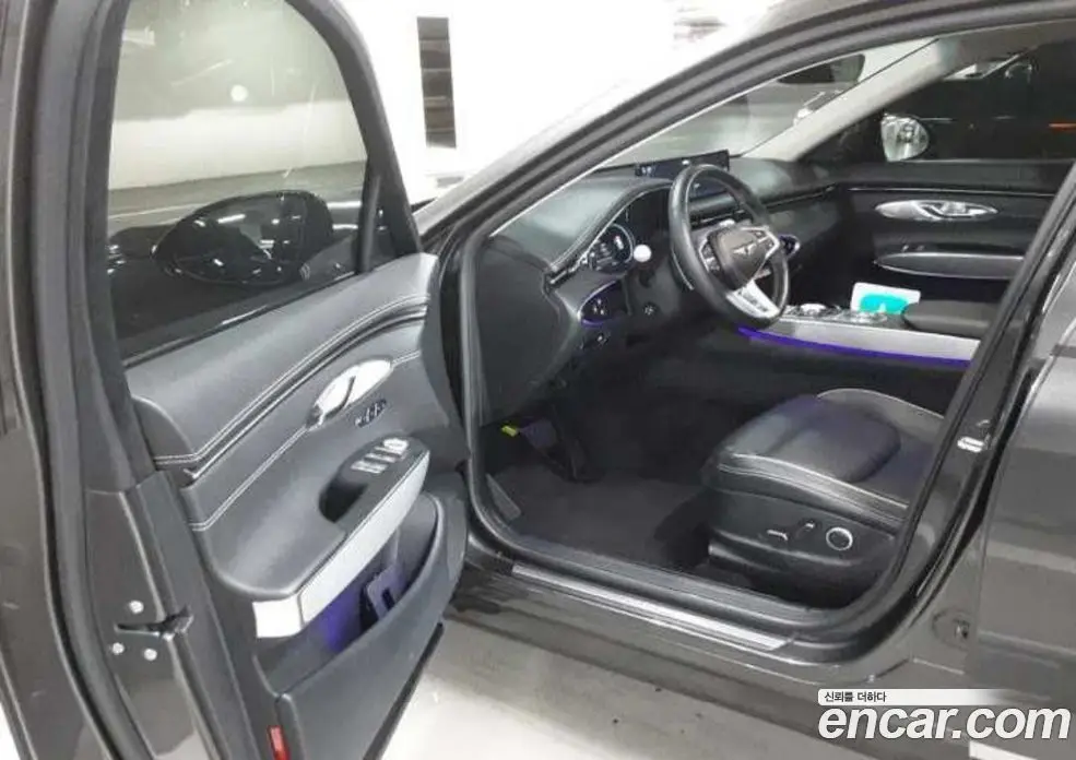 Genesis GV70 2024 0.1 автомат (гидро), фото 4 Genesis GV70 2024 0.1 автомат (гидро), фото 4