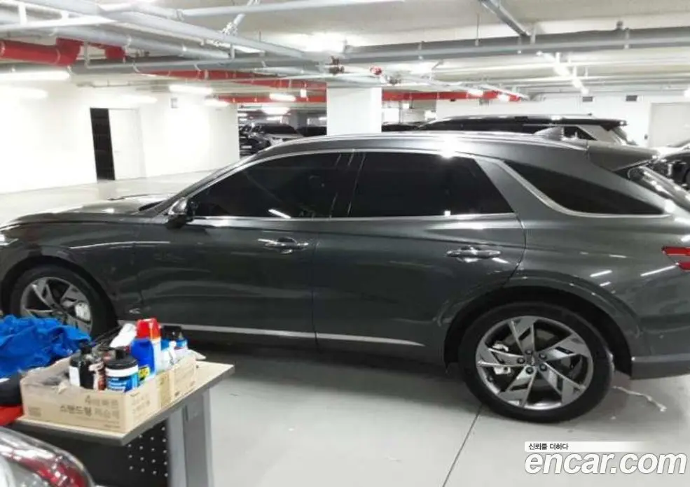 Genesis GV70 2024 0.1 автомат (гидро), фото 5 Genesis GV70 2024 0.1 автомат (гидро), фото 5