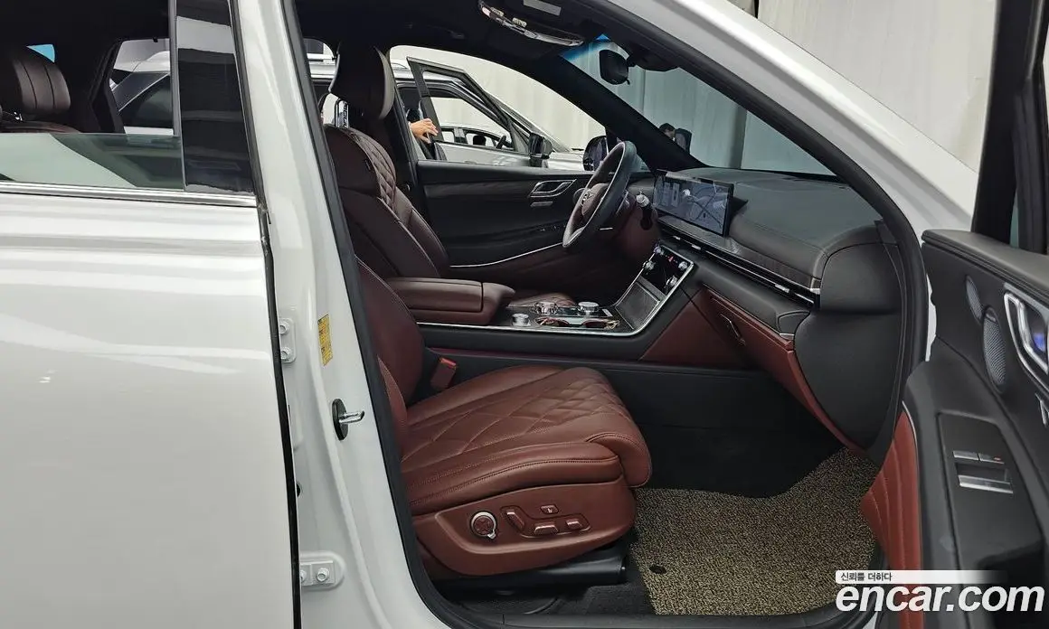 Genesis GV80 2024 2.5 автомат (гидро), фото 17 Genesis GV80 2024 2.5 автомат (гидро), фото 17