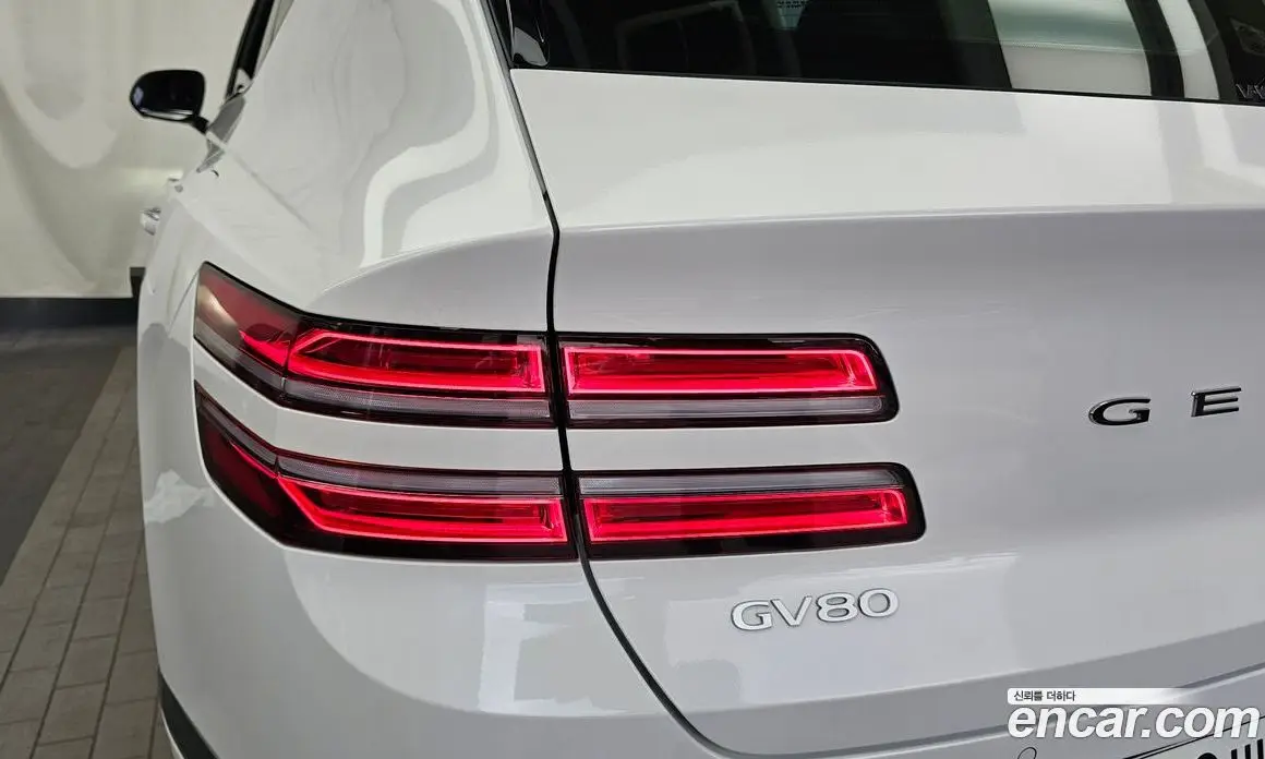 Genesis GV80 2024 2.5 автомат (гидро), фото 9 Genesis GV80 2024 2.5 автомат (гидро), фото 9