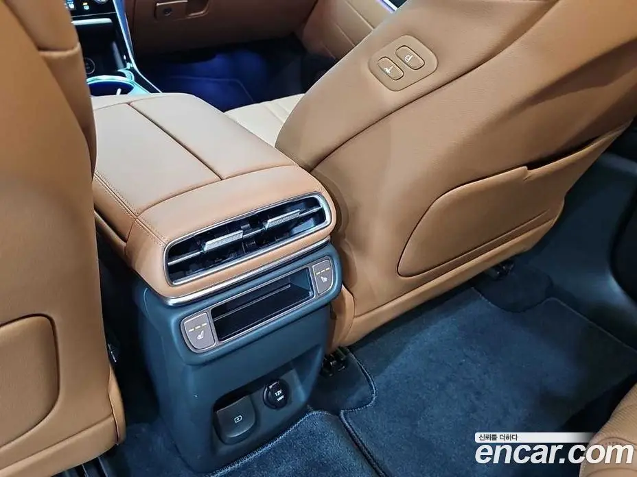 Genesis GV80 2024 2.5 автомат (гидро), фото 39 Genesis GV80 2024 2.5 автомат (гидро), фото 39