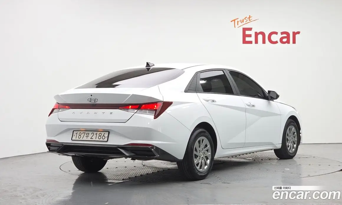 Hyundai Avante 2021 1.6 автомат (гидро), фото 2 Hyundai Avante 2021 1.6 автомат (гидро), фото 2