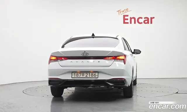 Hyundai Avante 2021 1.6 автомат (гидро), миниатюра 4 Hyundai Avante 2021 1.6 автомат (гидро), миниатюра 4