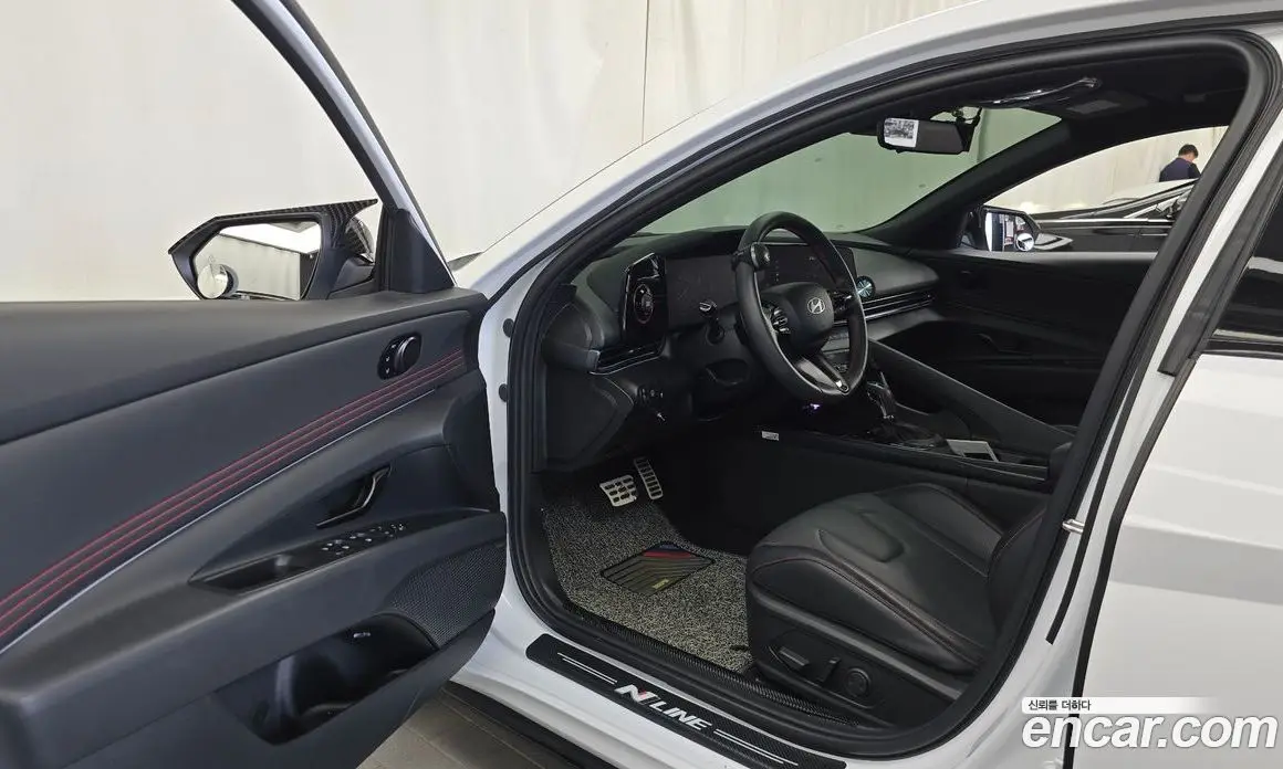 Hyundai Avante 2024 1.6 автомат (гидро), фото 13