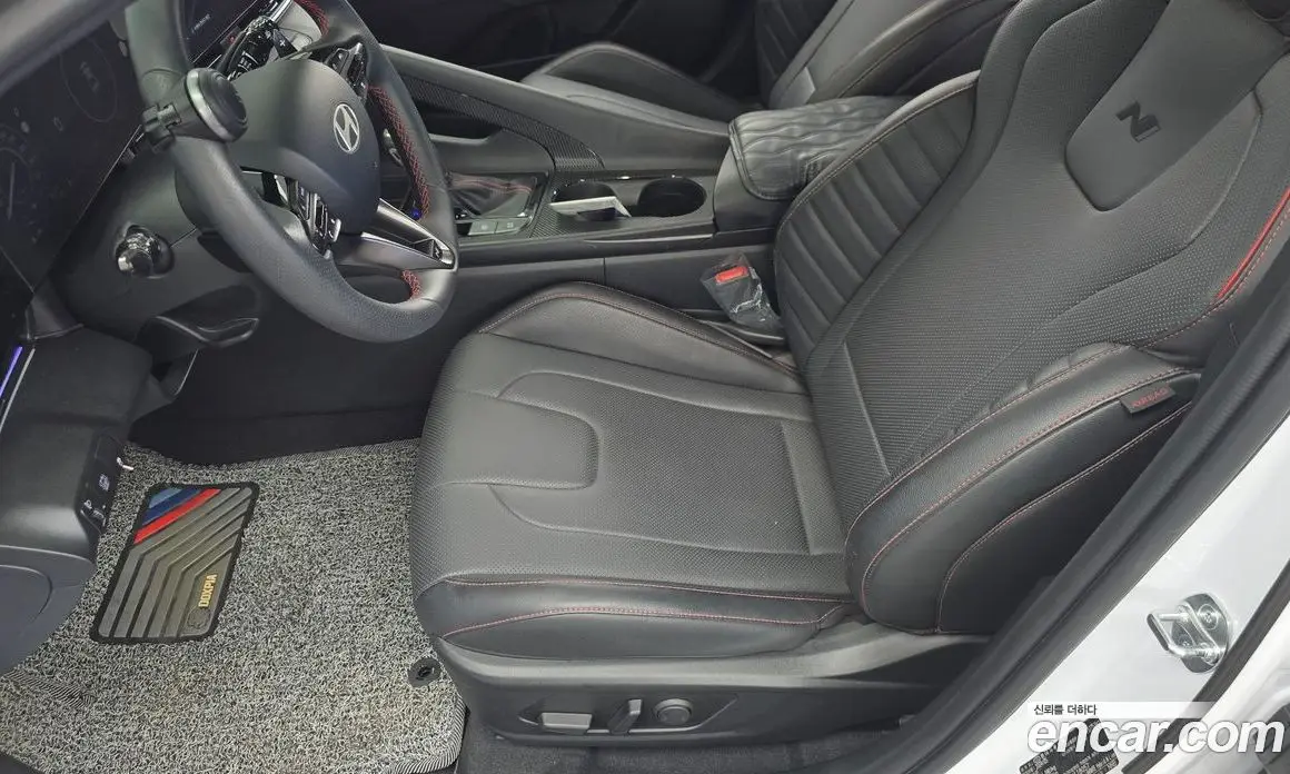 Hyundai Avante 2024 1.6 автомат (гидро), фото 27