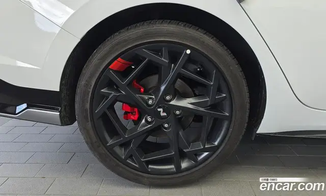 Hyundai Avante 2024 1.6 автомат (гидро), миниатюра 5