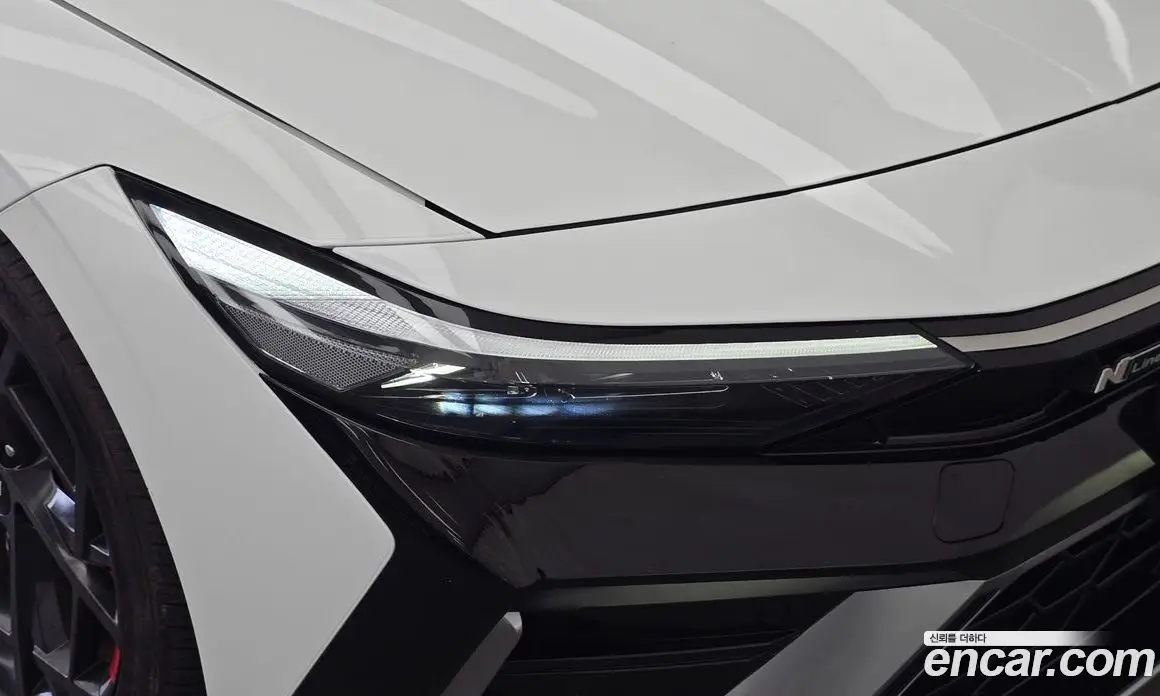 Hyundai Avante 2024 1.6 автомат (гидро), фото 8