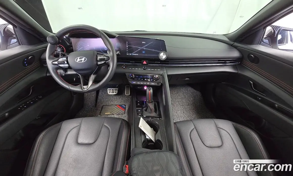 Hyundai Avante 2024 1.6 автомат (гидро), фото 10