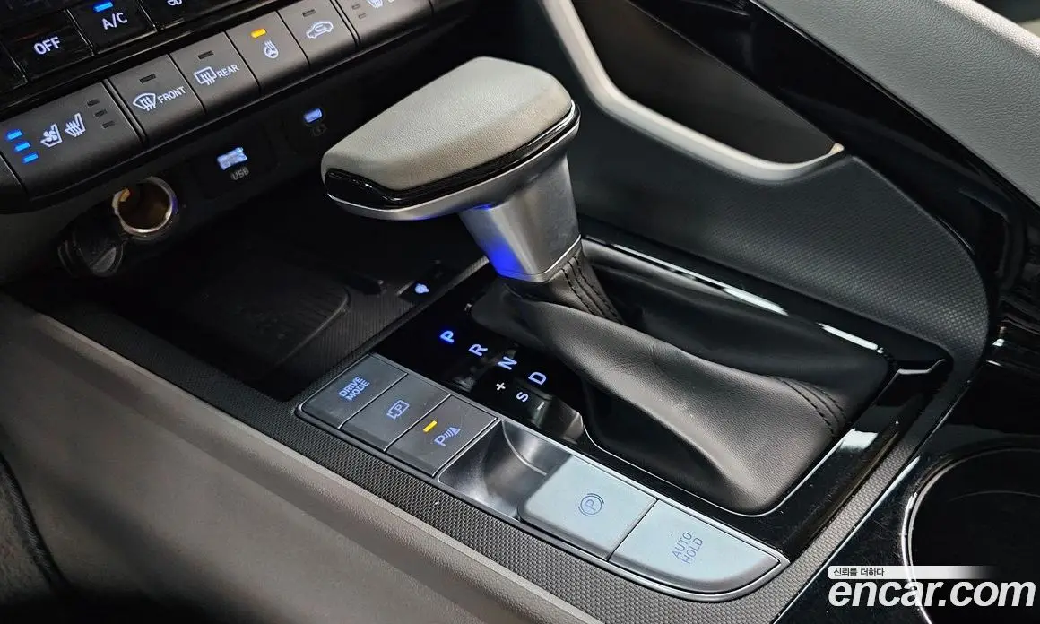 Hyundai Avante 2024 1.6 автомат (гидро), фото 12