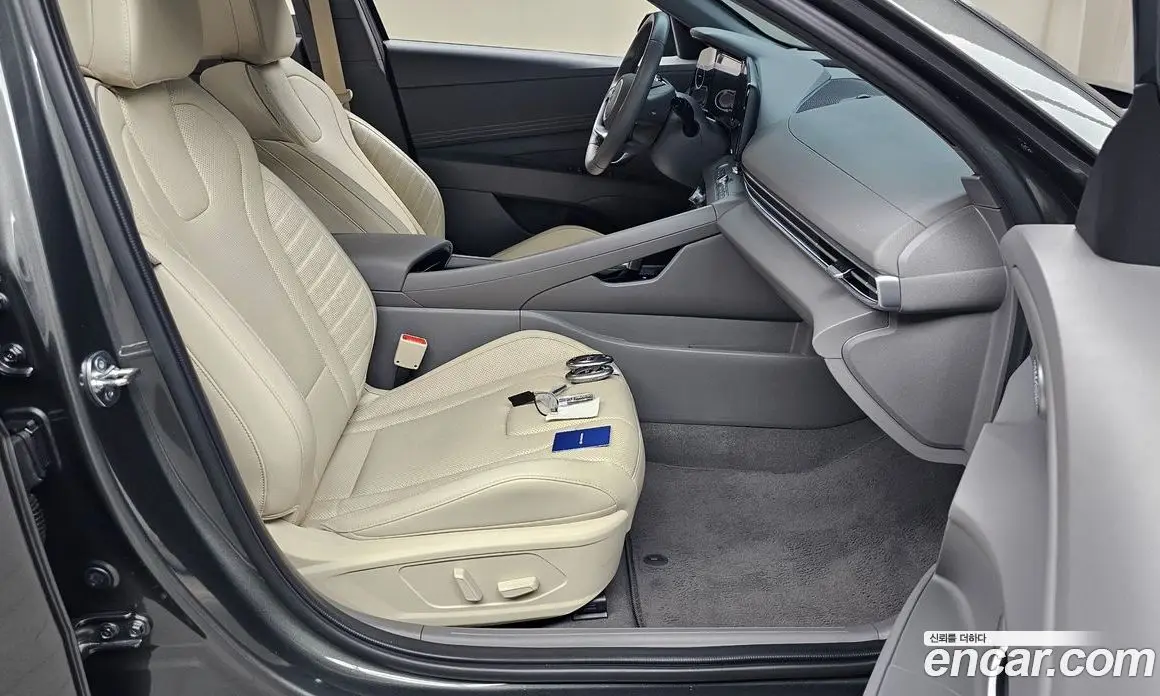 Hyundai Avante 2024 1.6 автомат (гидро), фото 16