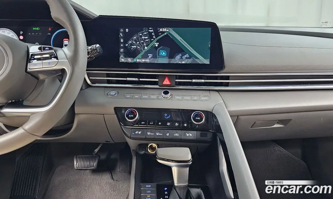 Hyundai Avante 2024 1.6 автомат (гидро), фото 23
