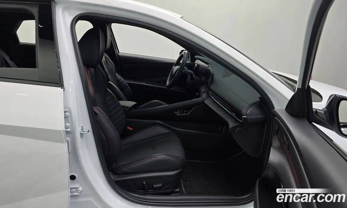 Hyundai Avante 2025 1.6 автомат (гидро), фото 17 Hyundai Avante 2025 1.6 автомат (гидро), фото 17
