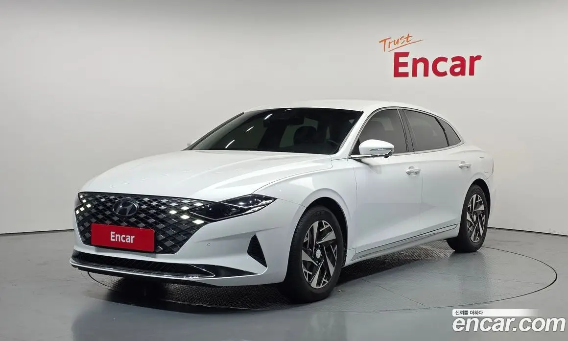 Hyundai Grandeur 2021 2.4 автомат (гидро), фото 1 Hyundai Grandeur 2021 2.4 автомат (гидро), фото 1