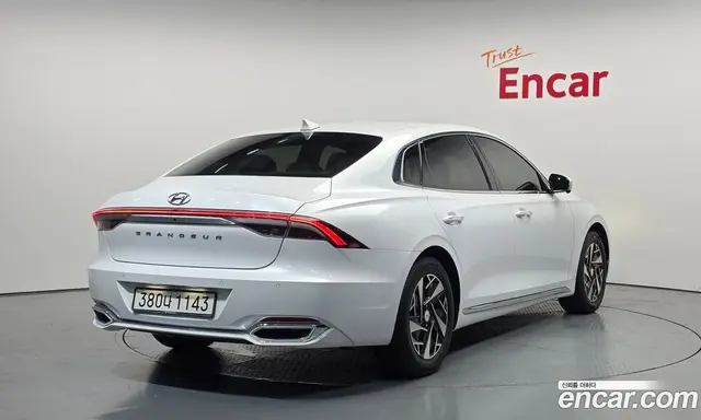 Hyundai Grandeur 2021 2.4 автомат (гидро), миниатюра 2 Hyundai Grandeur 2021 2.4 автомат (гидро), миниатюра 2