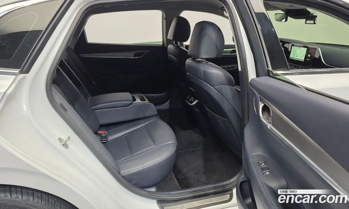 Hyundai Grandeur 2021 2.4 автомат (гидро), фото 12 Hyundai Grandeur 2021 2.4 автомат (гидро), фото 12