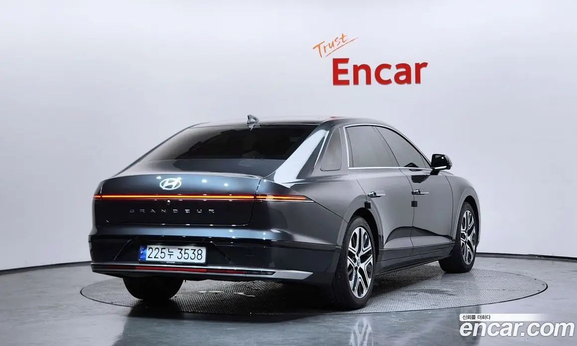 Hyundai Grandeur 2023 2.5 автомат (гидро), фото 2 Hyundai Grandeur 2023 2.5 автомат (гидро), фото 2