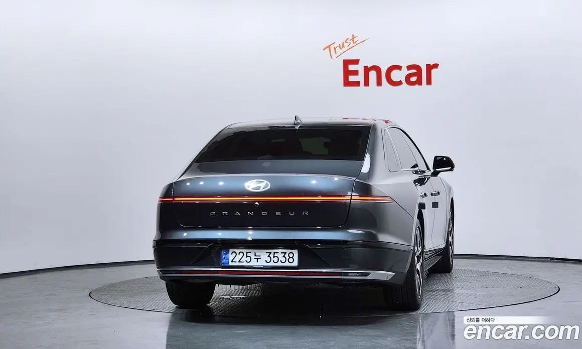 Hyundai Grandeur 2023 2.5 автомат (гидро), фото 4 Hyundai Grandeur 2023 2.5 автомат (гидро), фото 4