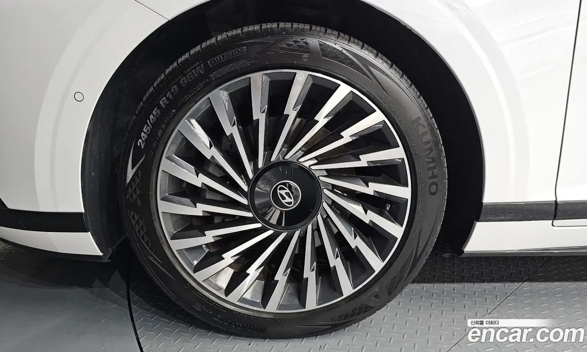 Hyundai Grandeur 2024 2.5 автомат (гидро), фото 5 Hyundai Grandeur 2024 2.5 автомат (гидро), фото 5