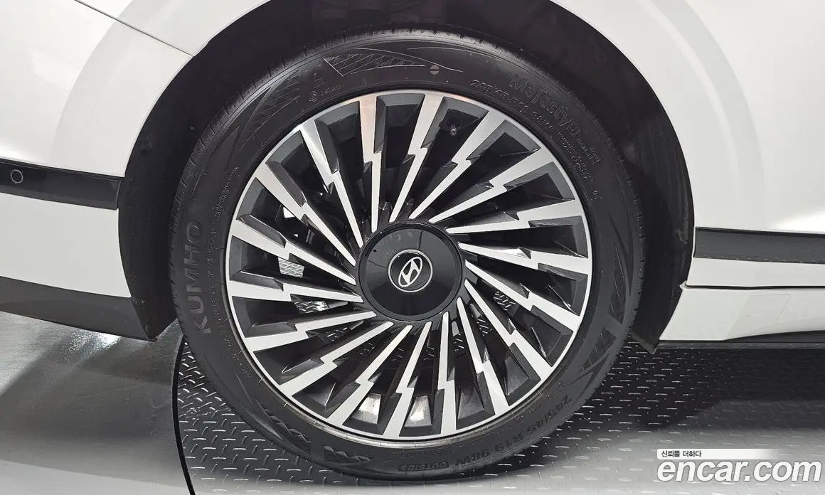 Hyundai Grandeur 2024 2.5 автомат (гидро), фото 7 Hyundai Grandeur 2024 2.5 автомат (гидро), фото 7