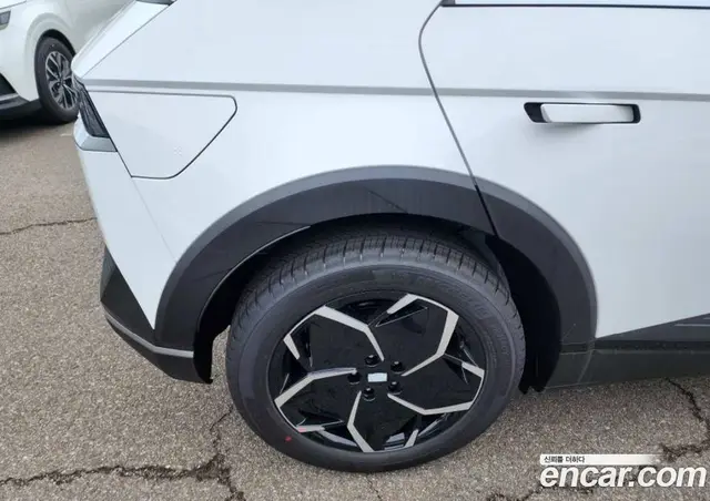 Hyundai Ioniq 5 2023 1.0 автомат (гидро), миниатюра 6 Hyundai Ioniq 5 2023 1.0 автомат (гидро), миниатюра 6