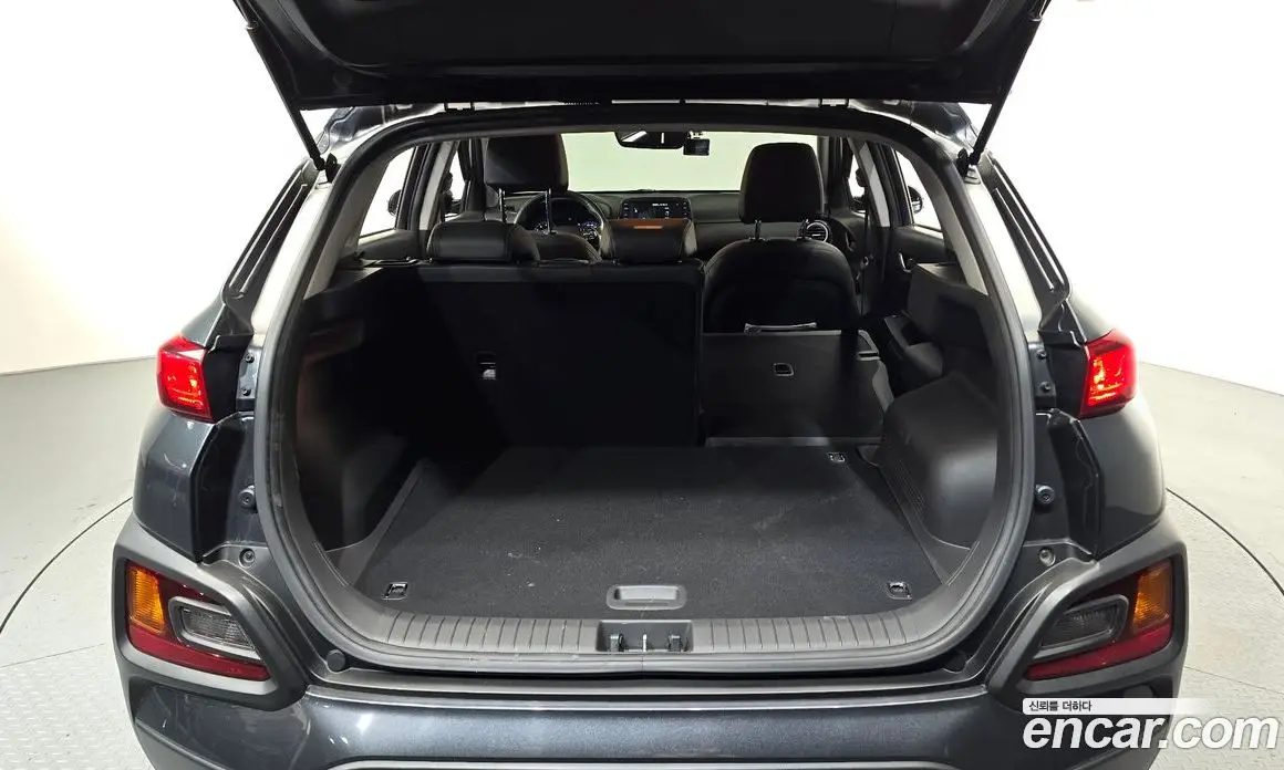 Hyundai Kona 2019 1.6 автомат (гидро), фото 16