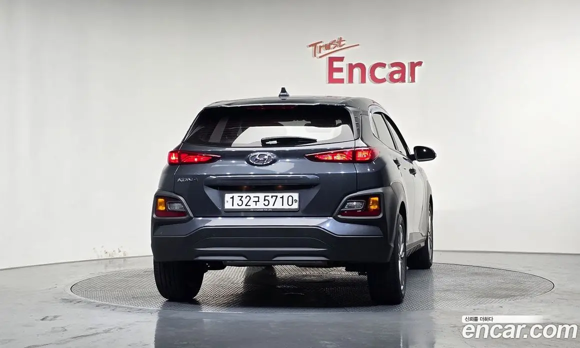 Hyundai Kona 2019 1.6 автомат (гидро), фото 4