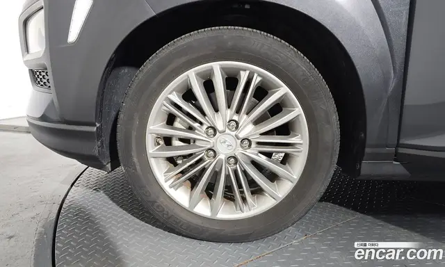 Hyundai Kona 2019 1.6 автомат (гидро), миниатюра 5