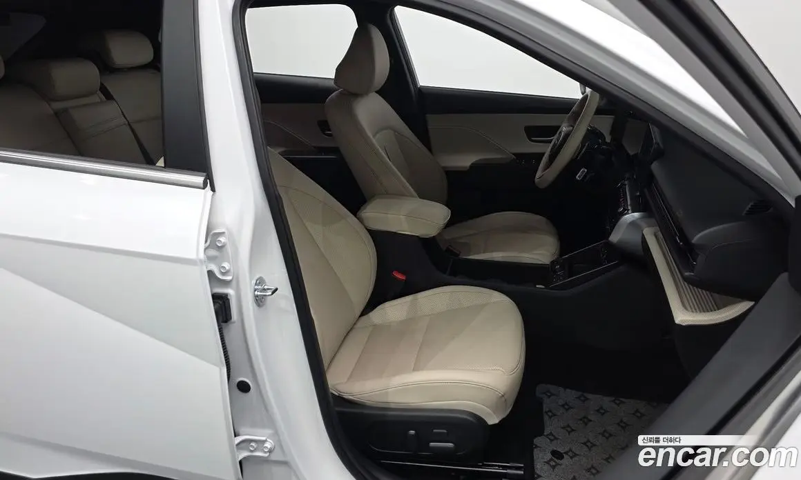Hyundai Kona 2025 1.6 автомат (гидро), фото 15 Hyundai Kona 2025 1.6 автомат (гидро), фото 15