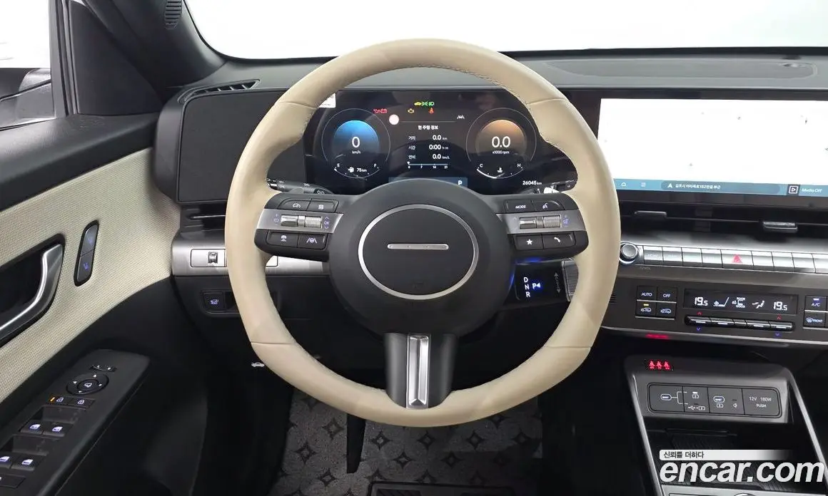 Hyundai Kona 2025 1.6 автомат (гидро), фото 17 Hyundai Kona 2025 1.6 автомат (гидро), фото 17