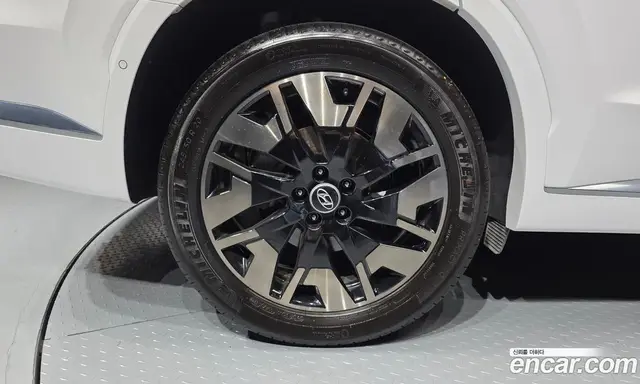 Hyundai Palisade 2023 2.2 автомат (гидро), миниатюра 5