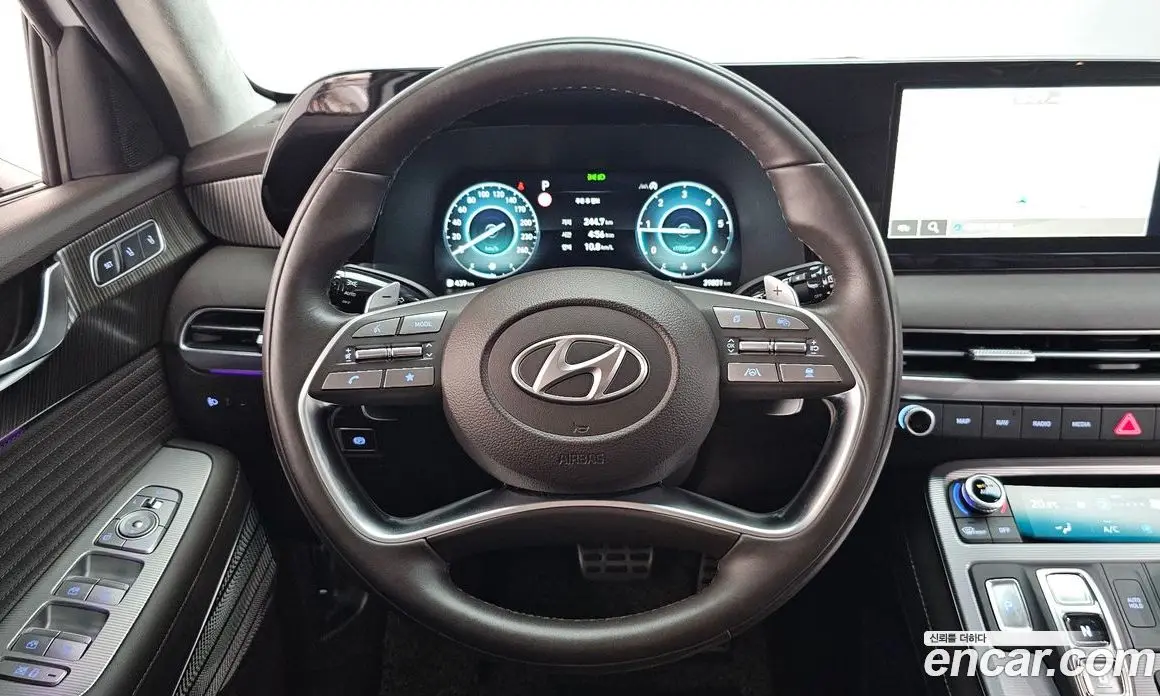 Hyundai Palisade 2023 2.2 автомат (гидро), фото 13