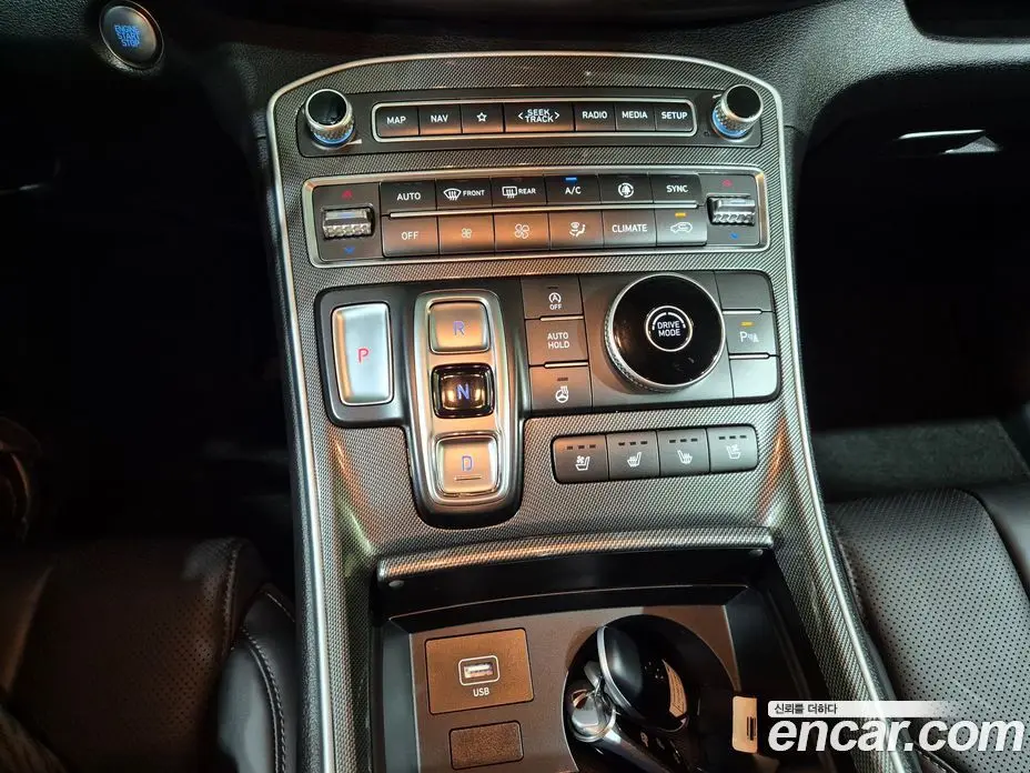 Hyundai Santa Fe 2022 2.2 автомат (гидро), фото 18 Hyundai Santa Fe 2022 2.2 автомат (гидро), фото 18