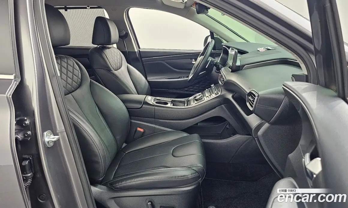 Hyundai Santa Fe 2022 2.2 автомат (гидро), фото 16 Hyundai Santa Fe 2022 2.2 автомат (гидро), фото 16