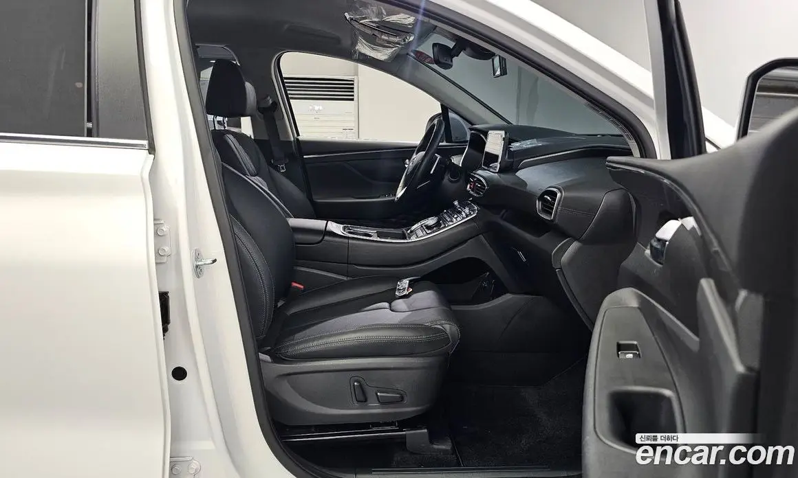Hyundai Santa Fe 2023 2.5 автомат (гидро), фото 12 Hyundai Santa Fe 2023 2.5 автомат (гидро), фото 12