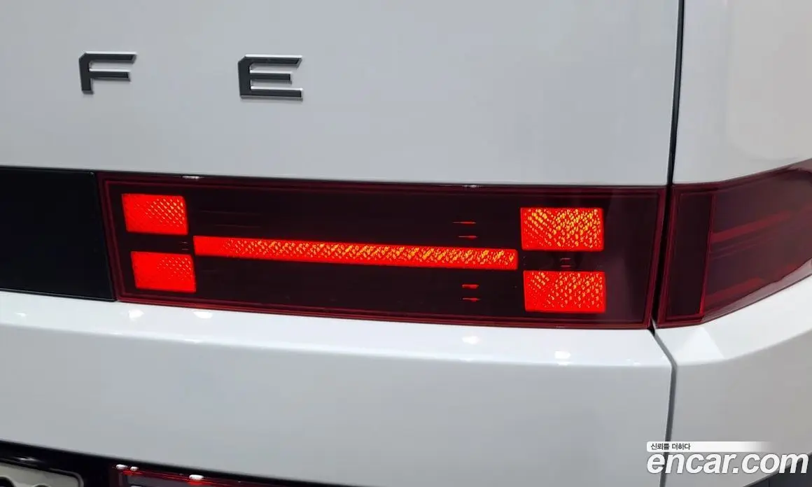 Hyundai Santa Fe 2024 1.6 автомат (гидро), фото 9 Hyundai Santa Fe 2024 1.6 автомат (гидро), фото 9