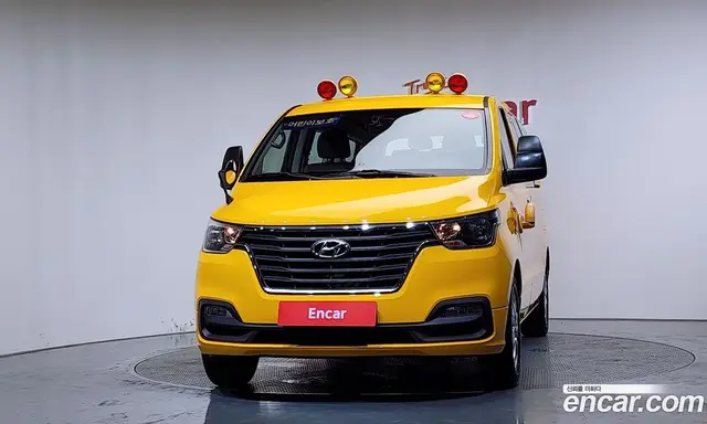 Hyundai Starex 2020 2.4 автомат (гидро), миниатюра 3 Hyundai Starex 2020 2.4 автомат (гидро), миниатюра 3