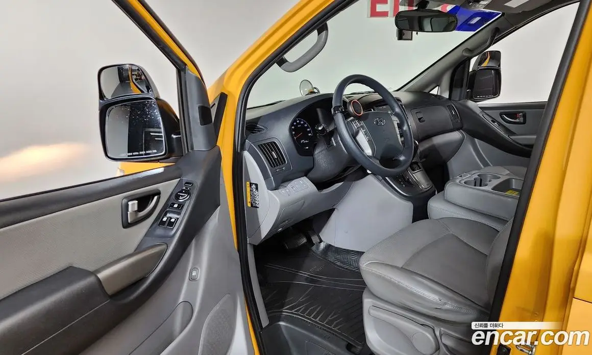 Hyundai Starex 2020 2.4 автомат (гидро), фото 10 Hyundai Starex 2020 2.4 автомат (гидро), фото 10
