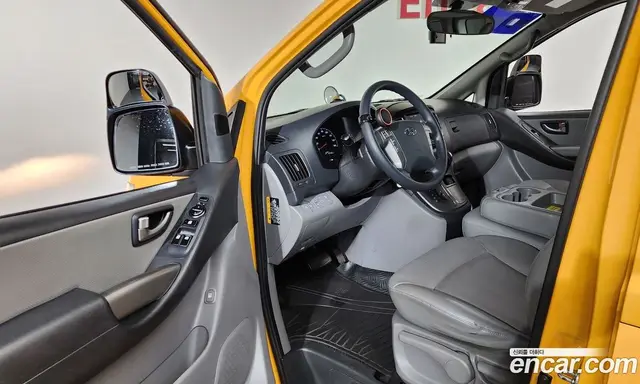 Hyundai Starex 2020 2.4 автомат (гидро), миниатюра 10 Hyundai Starex 2020 2.4 автомат (гидро), миниатюра 10