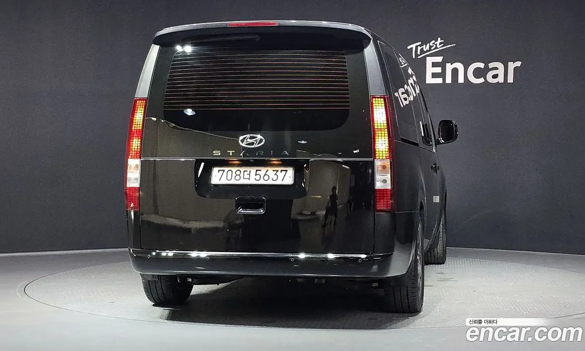 Hyundai Staria 2022 2.2 автомат (гидро), фото 4 Hyundai Staria 2022 2.2 автомат (гидро), фото 4