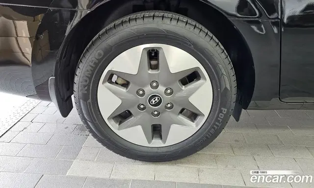 Hyundai Staria 2022 2.2 автомат (гидро), миниатюра 5 Hyundai Staria 2022 2.2 автомат (гидро), миниатюра 5
