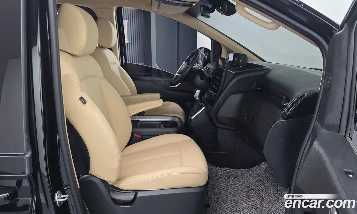 Hyundai Staria 2023 2.2 автомат (гидро), фото 16 Hyundai Staria 2023 2.2 автомат (гидро), фото 16