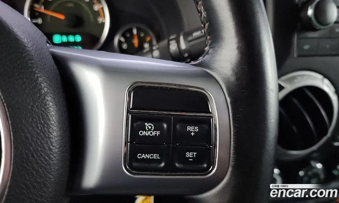 Jeep Wrangler 2011 3.8 автомат (гидро), фото 14