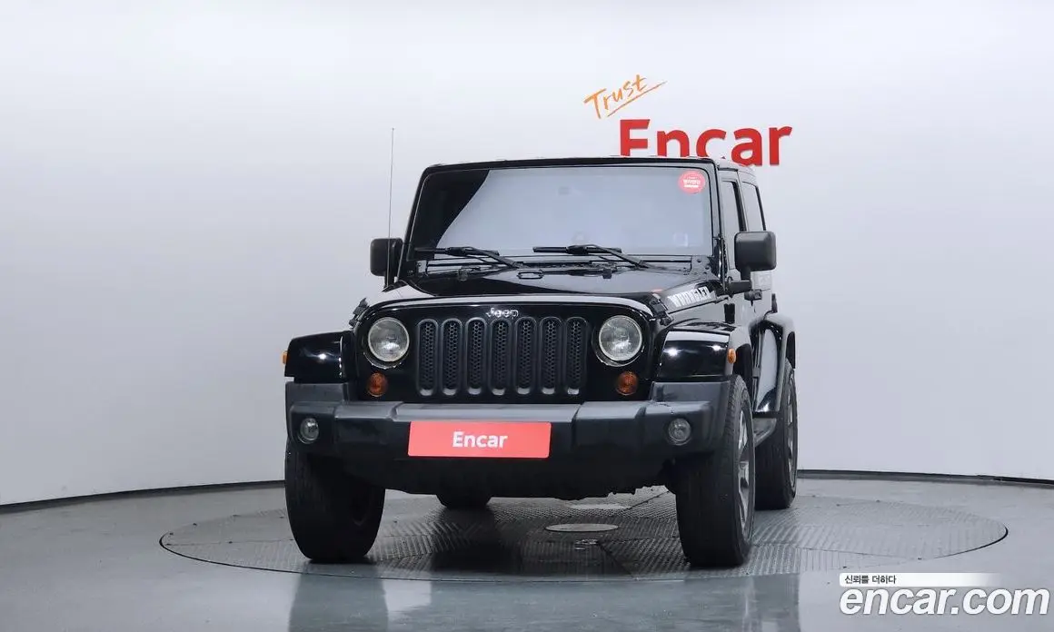 Jeep Wrangler 2011 3.8 автомат (гидро), фото 3