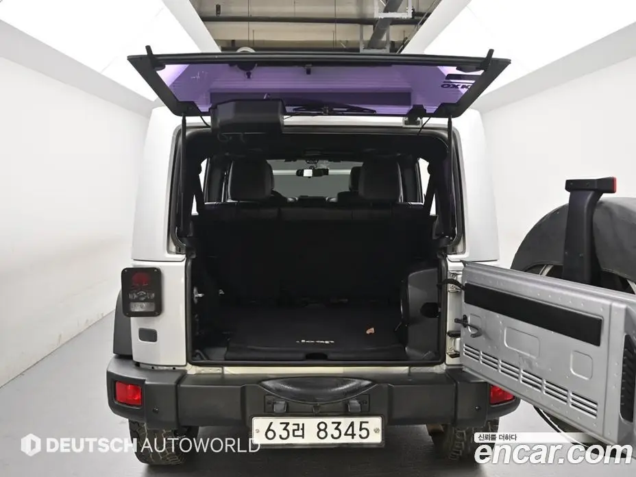 Jeep Wrangler 2012 2.8 автомат (гидро), фото 19